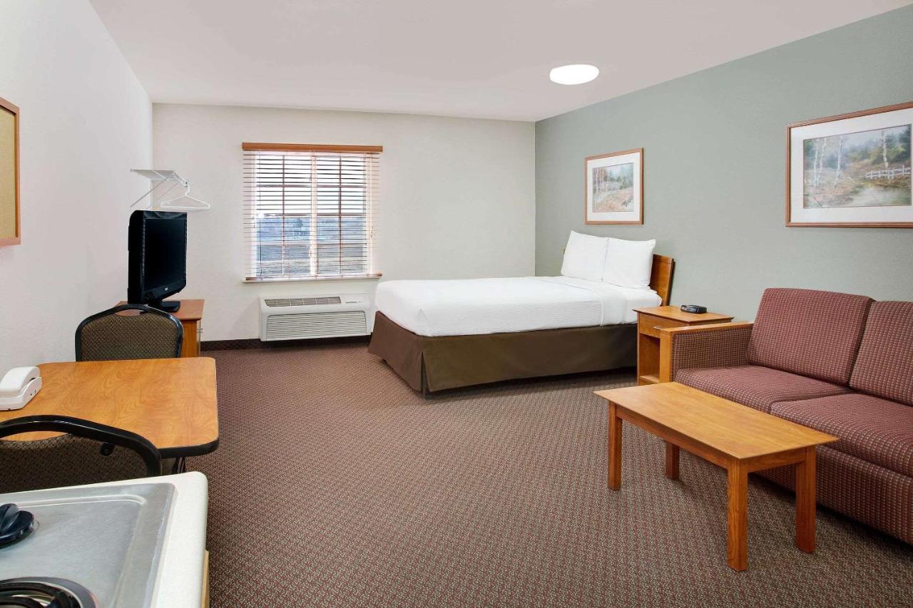 Woodspring Suites Fort Wayne Exterior photo