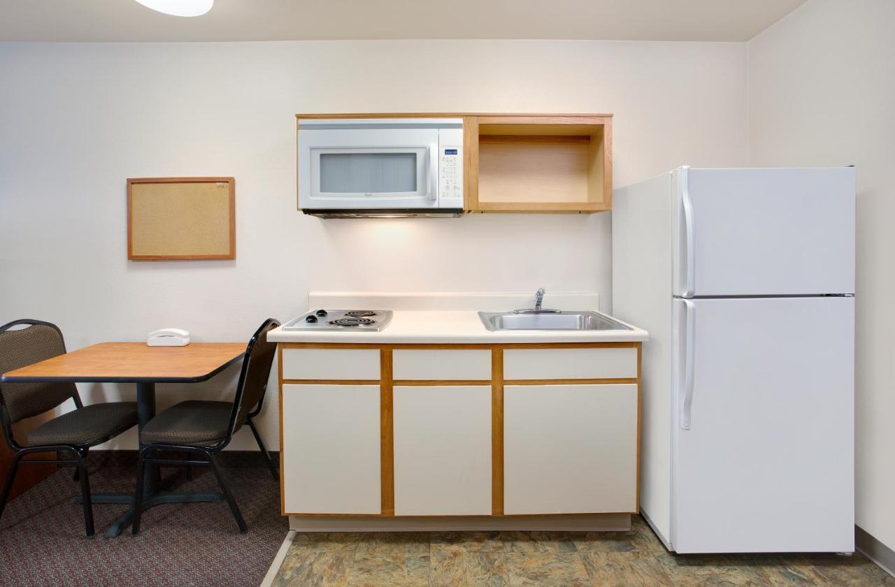 Woodspring Suites Fort Wayne Exterior photo