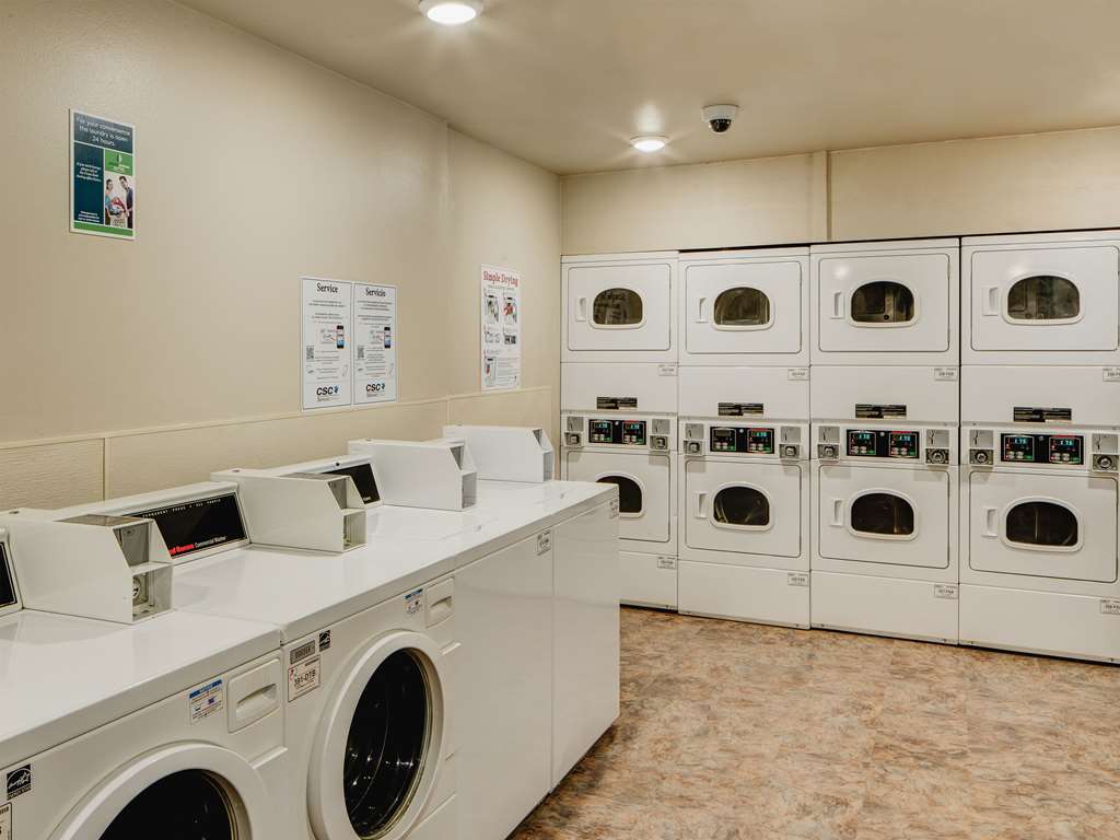 Woodspring Suites Fort Wayne Facilities photo